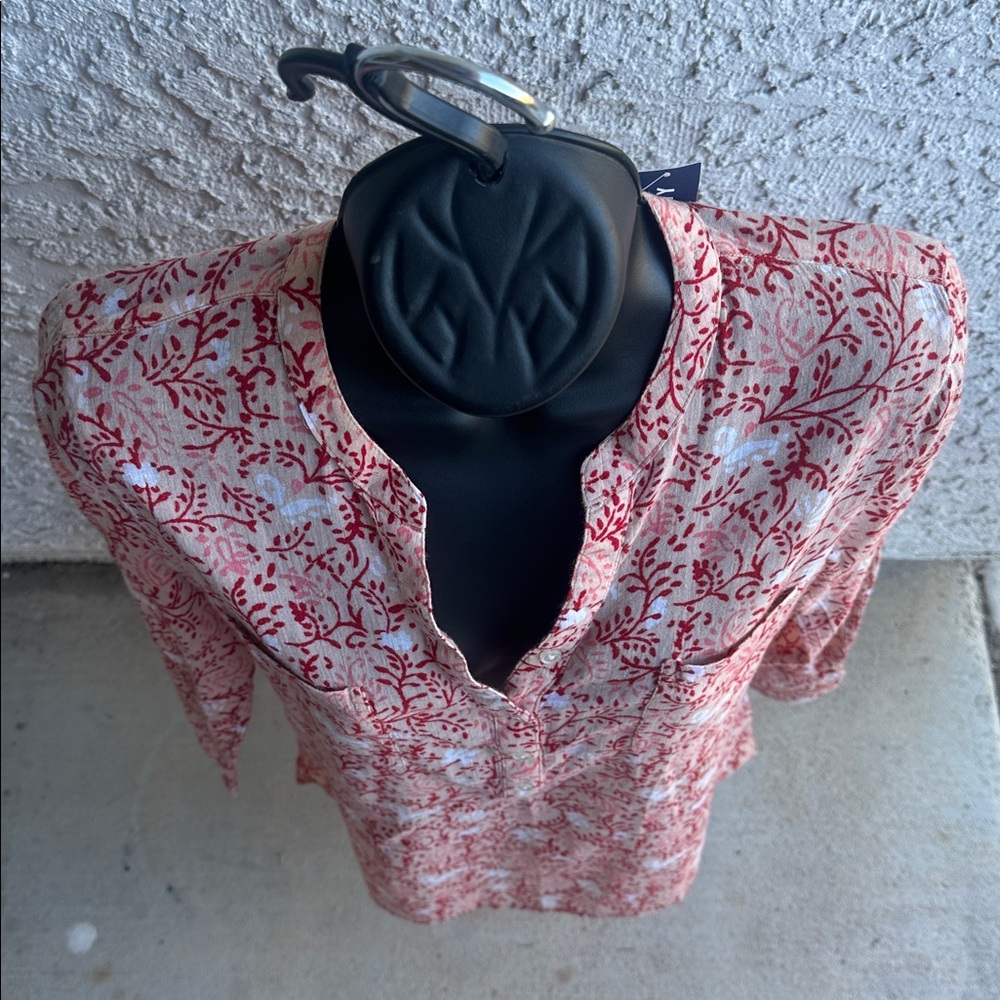 Old Navy long-sleeve cotton blouse, size small-new, with a tag. - Picture 16 of 17